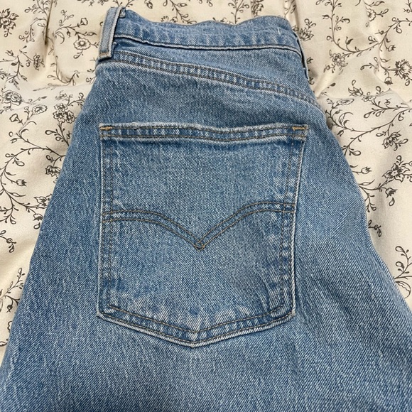 Levi’s 70S HIGH SLIM STRAIGHT JEAN size 28 - Picture 4 of 4